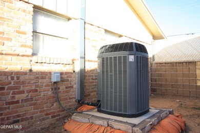 This charming single-level brick home in the highly desirable on Lone Star Golf Club in Texas - for sale on GolfHomes.com, golf home, golf lot