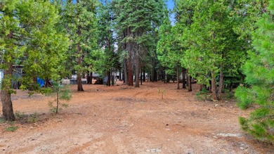 Nearly level, well maintained lot is located in the sought-after on Lake Almanor West Golf Course in California - for sale on GolfHomes.com, golf home, golf lot