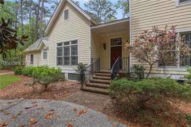 This spacious 4-bed, 4.5-bath home offers comfort & convenience on Haig Point Golf Club in South Carolina - for sale on GolfHomes.com, golf home, golf lot