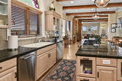 PREMIER HIGHLAND SPRINGS ESTATE Set on one of the most on Highland Springs Country Club in Missouri - for sale on GolfHomes.com, golf home, golf lot