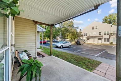 Welcome to this charming first-floor condo! Inside, you'll find on Honey Bee Golf Club in Virginia - for sale on GolfHomes.com, golf home, golf lot