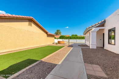 MODERN amenities & exceptional energy efficiency accentuate this on Cottonwood Country Club in Arizona - for sale on GolfHomes.com, golf home, golf lot