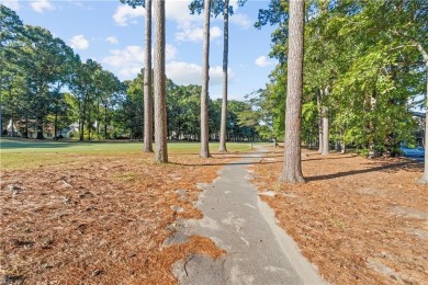 Welcome to this charming first-floor condo! Inside, you'll find on Honey Bee Golf Club in Virginia - for sale on GolfHomes.com, golf home, golf lot