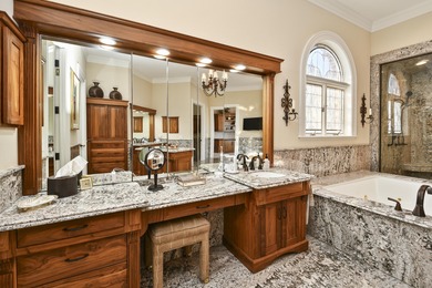 PREMIER HIGHLAND SPRINGS ESTATE Set on one of the most on Highland Springs Country Club in Missouri - for sale on GolfHomes.com, golf home, golf lot