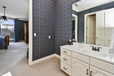 PREMIER HIGHLAND SPRINGS ESTATE Set on one of the most on Highland Springs Country Club in Missouri - for sale on GolfHomes.com, golf home, golf lot