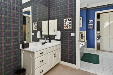 PREMIER HIGHLAND SPRINGS ESTATE Set on one of the most on Highland Springs Country Club in Missouri - for sale on GolfHomes.com, golf home, golf lot