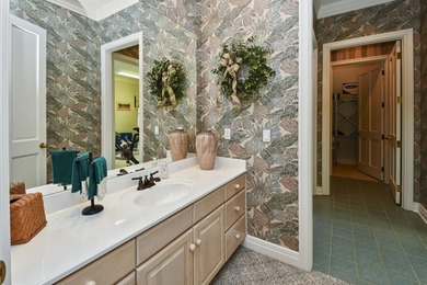 PREMIER HIGHLAND SPRINGS ESTATE Set on one of the most on Highland Springs Country Club in Missouri - for sale on GolfHomes.com, golf home, golf lot