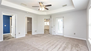 SELLER IS MOVTIVATED!  Welcome to this 3 BEDROOM, 2 BATHROOM on Arlington Ridge Golf Club in Florida - for sale on GolfHomes.com, golf home, golf lot