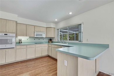 Welcome to this light and bright 3-bedroom, 2-bath home situated on Sugarmill Woods Golf and Country Club in Florida - for sale on GolfHomes.com, golf home, golf lot