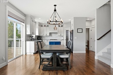 Incredibly well-kept home in Newberg's popular golf course on Chehalem Glenn Golf Course in Oregon - for sale on GolfHomes.com, golf home, golf lot