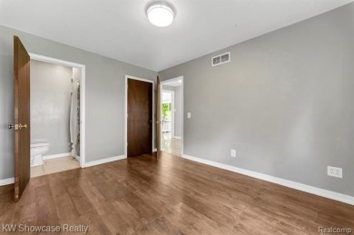 LOCATION LOCATION, CLEAN UPDATED 2 BDRM, 2 BATH, RANCH IN on Bay Pointe Golf Club in Michigan - for sale on GolfHomes.com, golf home, golf lot