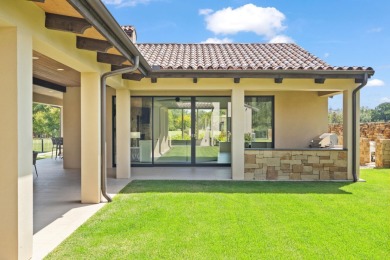 Welcome to your retreat in the prestigious Escondido Golf and on Escondido Golf and Lake Club  in Texas - for sale on GolfHomes.com, golf home, golf lot