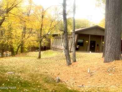 Build your dream home in Tink Wig Mountain Lake Estates. It's on Woodloch Springs Country Club in Pennsylvania - for sale on GolfHomes.com, golf home, golf lot