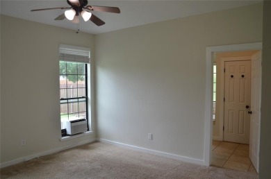 Terrific 3-Bedroom, 2-Bath Home with Pool and Outdoor Kitchen on Shady Oaks Golf Course in Texas - for sale on GolfHomes.com, golf home, golf lot