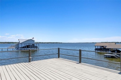 Cozy remodeled 4 bedroom 3 bath lakehouse featuring large on Pinnacle Golf and Boat Club in Texas - for sale on GolfHomes.com, golf home, golf lot