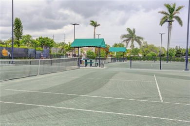 Enjoy Immediate Golf Membership plus breathtaking golf & lake on Foxfire Golf and Country Club  in Florida - for sale on GolfHomes.com, golf home, golf lot