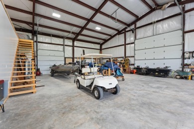 Exceptional versatile property in one of Oklahoma's most on Patricia Island Golf Club in Oklahoma - for sale on GolfHomes.com, golf home, golf lot