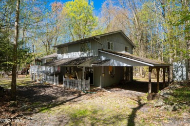 Contemporary Home Near North Beach in The Hideout!Located just a on The Hideout Golf in Pennsylvania - for sale on GolfHomes.com, golf home, golf lot