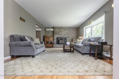 What a Wonderful Split Level featuring over  2,060 Square feet on Wiltwyck Golf Club in New York - for sale on GolfHomes.com, golf home, golf lot