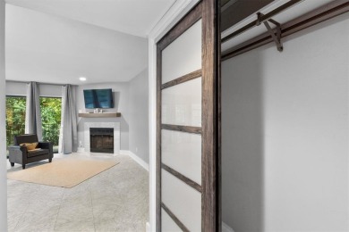 Luxuriously Updated 1 Bed, 1 Bath Condo--Upstairs corner unit on Stevens Park Golf Course in Texas - for sale on GolfHomes.com, golf home, golf lot