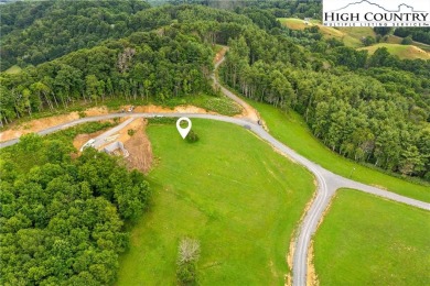 EASY BUILD, MOUNTAIN VIEWS - LOT WR72 is located in the gated on Elk River Club in North Carolina - for sale on GolfHomes.com, golf home, golf lot