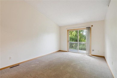 Great Townhome has good size front entry with closet and access on The Ponds Golf Club in Minnesota - for sale on GolfHomes.com, golf home, golf lot