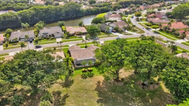 Renovated and ready to move in.  This property has it all, open on Boca Greens Country Club in Florida - for sale on GolfHomes.com, golf home, golf lot