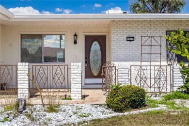 WOW!! Very nice interior designed 2 bed room, 2 bath, 1  1/2 on North Lakes Golf Course in Florida - for sale on GolfHomes.com, golf home, golf lot