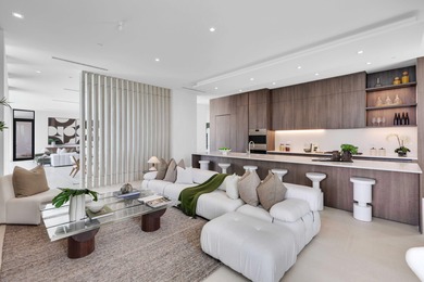 BRAND NEW, JUST COMPLETED--this 5-bedroom, 6.5-bath estate by on Palm Beach Gardens Golf Course in Florida - for sale on GolfHomes.com, golf home, golf lot