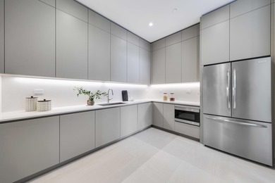 BRAND NEW, JUST COMPLETED--this 5-bedroom, 6.5-bath estate by on Palm Beach Gardens Golf Course in Florida - for sale on GolfHomes.com, golf home, golf lot