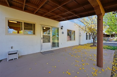 Comfortable 3-bedroom, 2-bath home in Cochiti Lake with a on Pueblo de Cochiti Golf Course in New Mexico - for sale on GolfHomes.com, golf home, golf lot