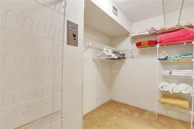 Calling all golfers & those who enjoy watching! Welcome to a on Vista Plantation Golf Club in Florida - for sale on GolfHomes.com, golf home, golf lot