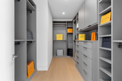 BRAND NEW, JUST COMPLETED--this 5-bedroom, 6.5-bath estate by on Palm Beach Gardens Golf Course in Florida - for sale on GolfHomes.com, golf home, golf lot