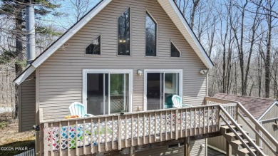 This isn't a getaway. It's a ''get-here-now!'' Move-in ready on Thornhurst Country Club in Pennsylvania - for sale on GolfHomes.com, golf home, golf lot