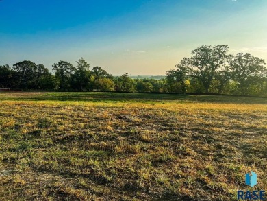 Discover an unparalleled opportunity to build your custom home on Willow Run Golf Course in South Dakota - for sale on GolfHomes.com, golf home, golf lot