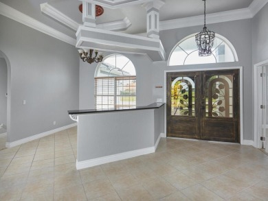 This must see 3 bedroom plus den, 2 bathroom home is an open on Eagle Lakes Golf Club in Florida - for sale on GolfHomes.com, golf home, golf lot