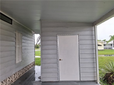 PRICE JUST REDUCED $15,000 - THIS OPEN CONCEPT FLOOR PLAN 1989 on Six Lakes Country Club in Florida - for sale on GolfHomes.com, golf home, golf lot