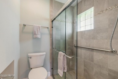 Beautifully updated end-unit 2/2 condo perfectly situated along on Spruce Creek Golf Club in Florida - for sale on GolfHomes.com, golf home, golf lot