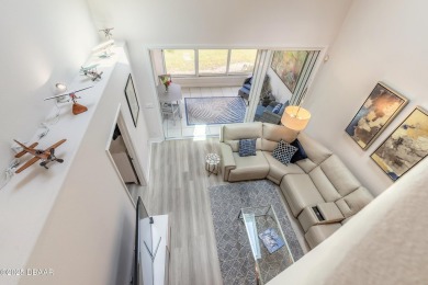 Beautifully updated end-unit 2/2 condo perfectly situated along on Spruce Creek Golf Club in Florida - for sale on GolfHomes.com, golf home, golf lot