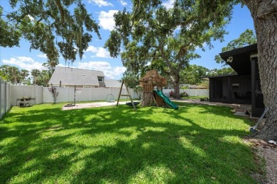 Welcome to your backyard paradise! Perfect for family evenings on Bent Tree Country Club in Florida - for sale on GolfHomes.com, golf home, golf lot