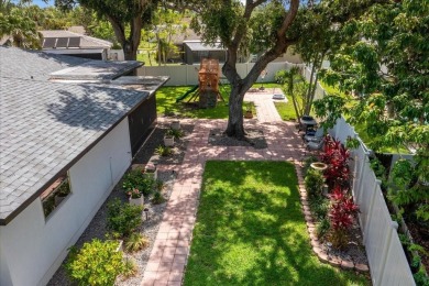 Welcome to your backyard paradise! Perfect for family evenings on Bent Tree Country Club in Florida - for sale on GolfHomes.com, golf home, golf lot