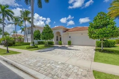 RARE PRISTINE TURN KEY OPPORTUNITY. Nestled away on a quiet on Frenchmans Reserve in Florida - for sale on GolfHomes.com, golf home, golf lot