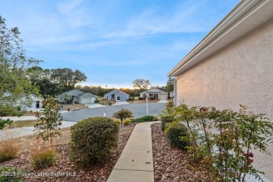 UPDATED, delightful 2 bedroom, PLUS a flex room, 2 bath, 1400+/- on Twisted Oaks Golf Club in Florida - for sale on GolfHomes.com, golf home, golf lot