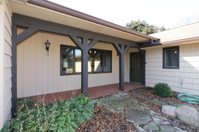 First Time on the Market! Welcome to your future oasis! Nestled on Spencer Municipal Golf Course in Iowa - for sale on GolfHomes.com, golf home, golf lot