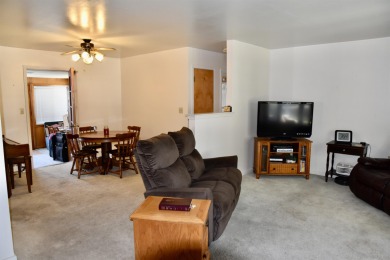Welcome to this delightful two-bedroom, two-bath ranch-style on Sibley Golf And Country Club in Iowa - for sale on GolfHomes.com, golf home, golf lot