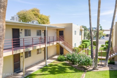 10++ Scottsdale/Paradise Valley/ Arcadia location!! MOVE-IN on The Phoenician  in Arizona - for sale on GolfHomes.com, golf home, golf lot