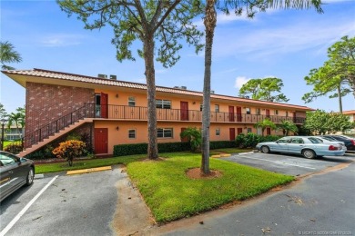 Unlimited golf for under $100k in Stuart?? This charming 2 BR 1 on Monterey Yacht and Country Club in Florida - for sale on GolfHomes.com, golf home, golf lot
