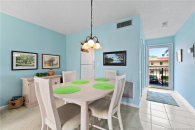 Unlimited golf for under $100k in Stuart?? This charming 2 BR 1 on Monterey Yacht and Country Club in Florida - for sale on GolfHomes.com, golf home, golf lot