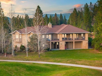 MOUNT SHASTA LUXURY LIVING ON THE 9TH HOLE. This 5,204 SF custom on Mount Shasta Resort in California - for sale on GolfHomes.com, golf home, golf lot