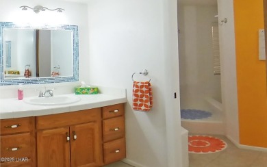 SELLER FINANCING AVAILABLE! Discover this beautifully furnished on London Bridge Golf Course in Arizona - for sale on GolfHomes.com, golf home, golf lot